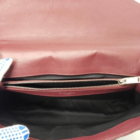 Yves Saint Laurent Large Matelasse Shoulder Bag 670-091225 - Picture 11 of 16